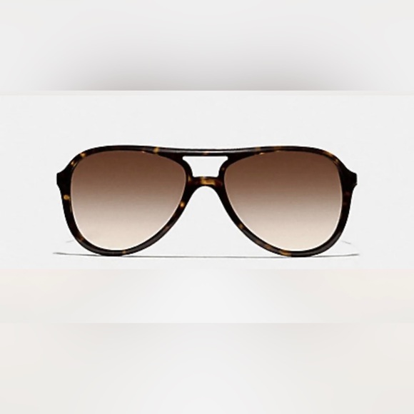 Coach Accessories - New w/o Tags. Coach HC 8098
Aviator Sunglasses. Irma L933
Dark Tortoise/Gold